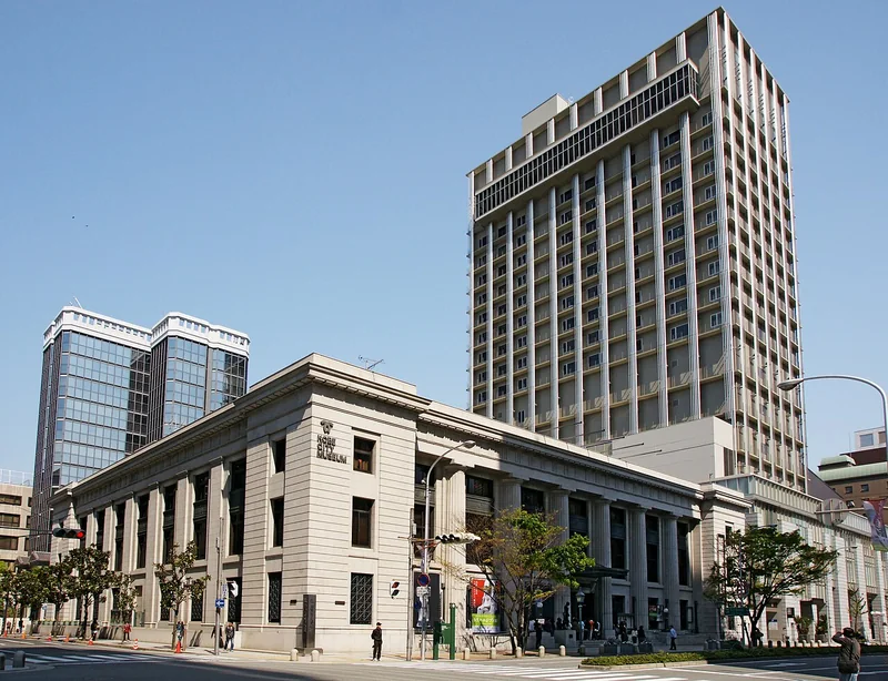 The classical facade of Kobe City Museum