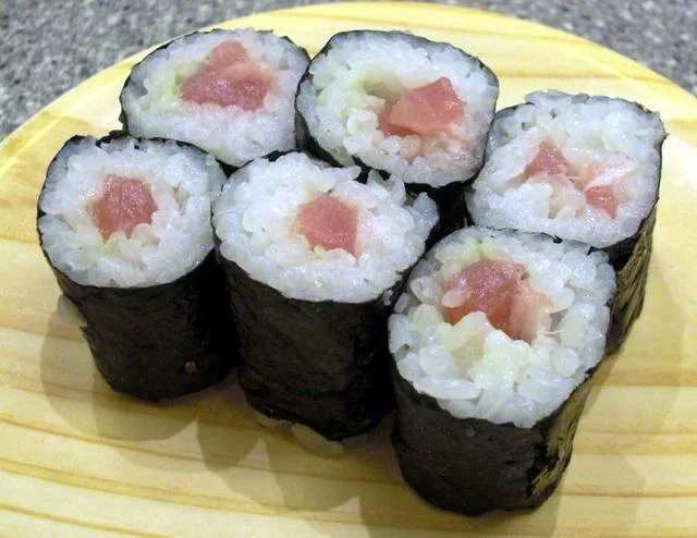 Tekkamaki, tuna-filled sushi rolls.