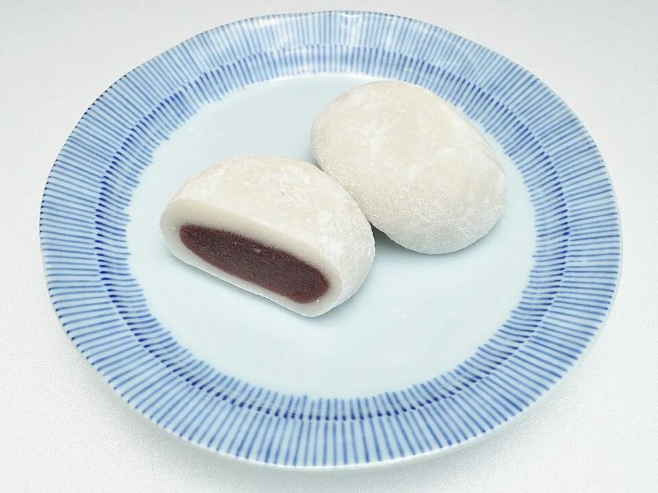 Daifuku rice cakes with a sweet filling.