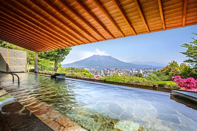 Satsumanoyu open-air bath overlooking Sakurajima at SHIROYAMA HOTEL kagoshima