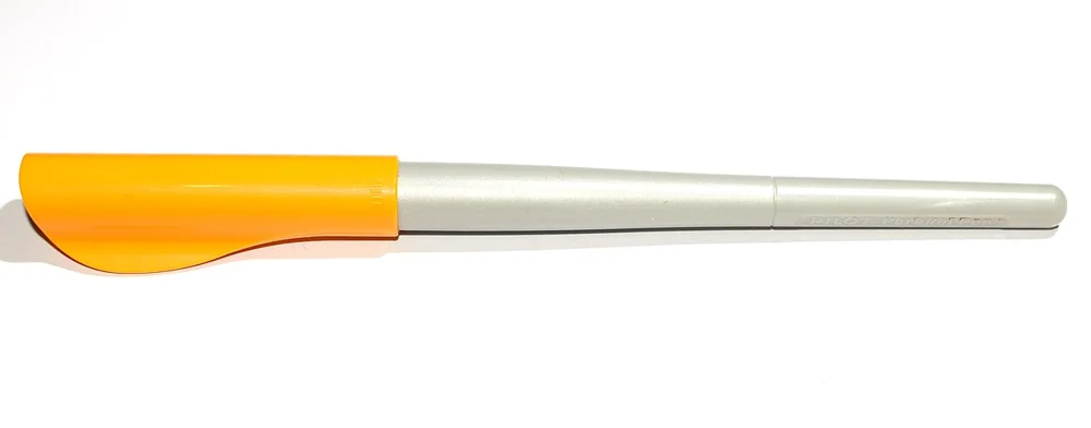 A Pilot Parallel calligraphy pen
